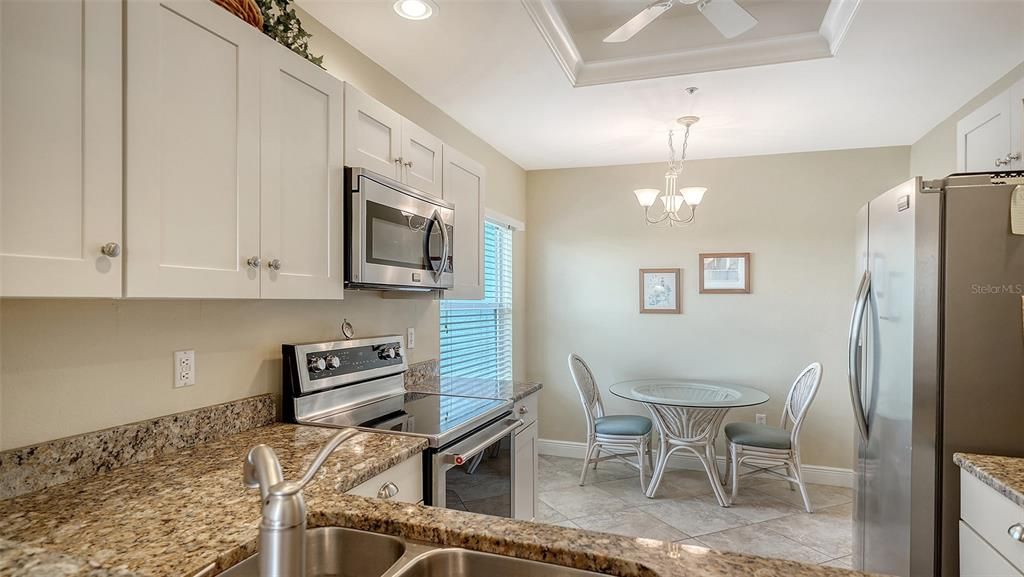 For Sale: $249,000 (2 beds, 2 baths, 1230 Square Feet)