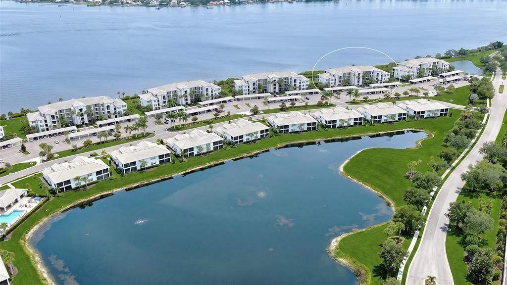 For Sale: $395,000 (2 beds, 2 baths, 1151 Square Feet)