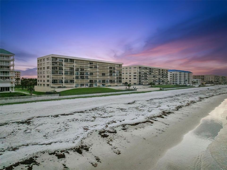 En Venta: $615,000 (2 camas, 2 baños, 1395 Pies cuadrados)