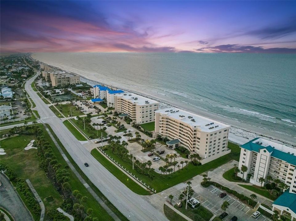 En Venta: $615,000 (2 camas, 2 baños, 1395 Pies cuadrados)