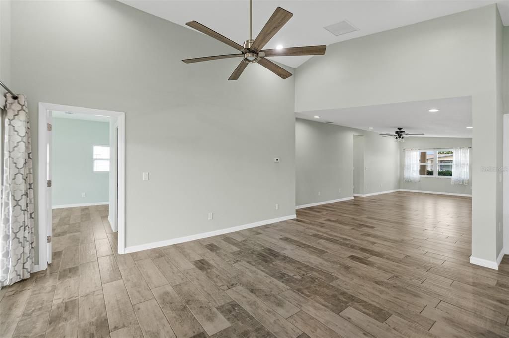 For Sale: $709,000 (3 beds, 2 baths, 1717 Square Feet)