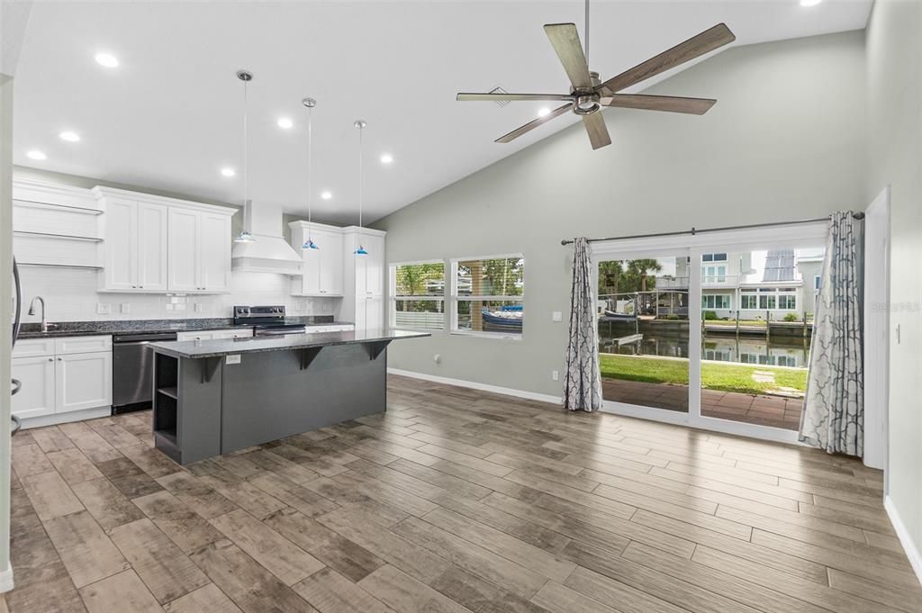 For Sale: $709,000 (3 beds, 2 baths, 1717 Square Feet)