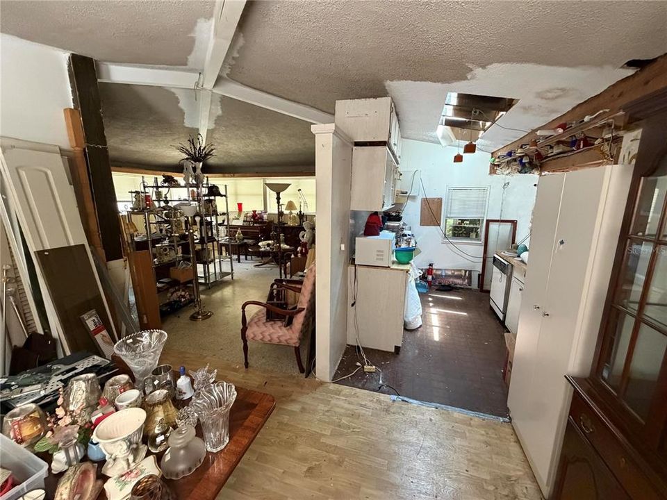 En Venta: $430,000 (3 camas, 2 baños, 1847 Pies cuadrados)