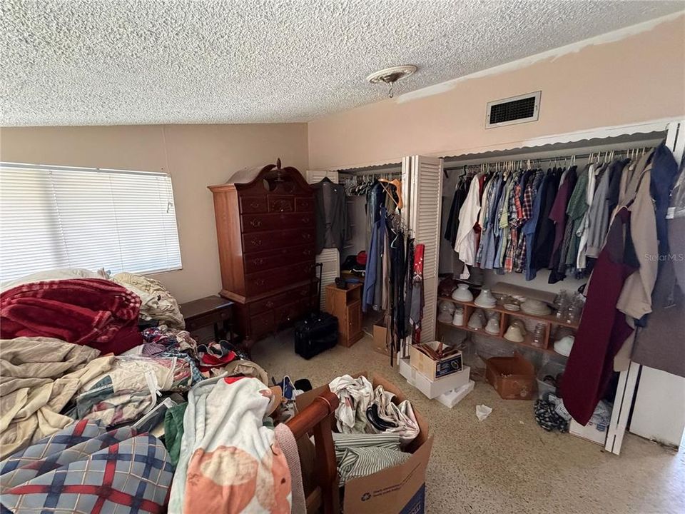 En Venta: $430,000 (3 camas, 2 baños, 1847 Pies cuadrados)