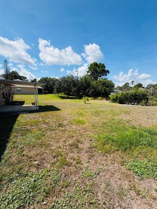 For Sale: $195,000 (3 beds, 2 baths, 1056 Square Feet)