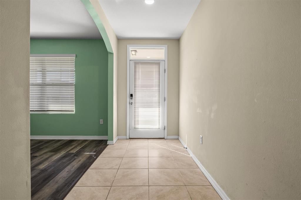 For Sale: $425,000 (5 beds, 3 baths, 2168 Square Feet)