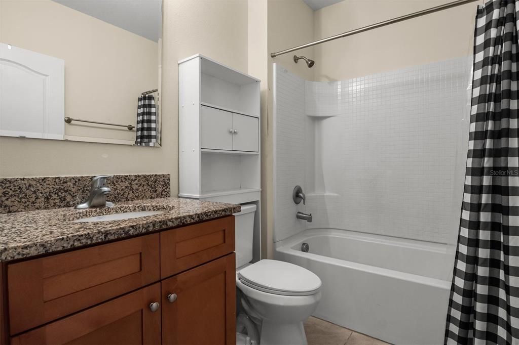 For Sale: $425,000 (5 beds, 3 baths, 2168 Square Feet)