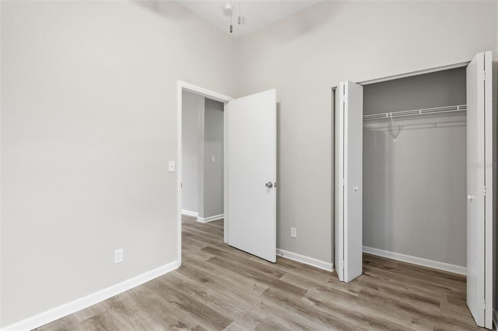 For Sale: $289,999 (3 beds, 2 baths, 1209 Square Feet)