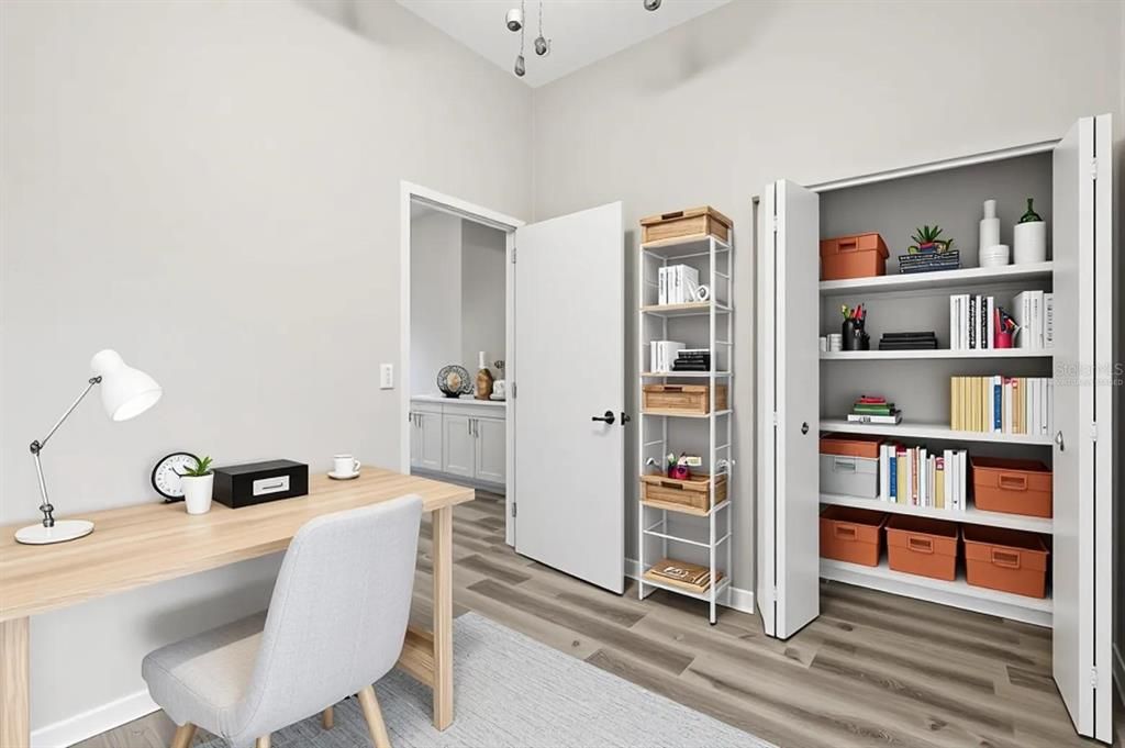 For Sale: $289,999 (3 beds, 2 baths, 1209 Square Feet)