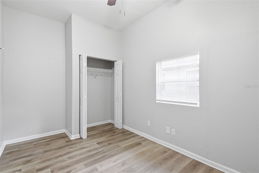 For Sale: $289,999 (3 beds, 2 baths, 1209 Square Feet)