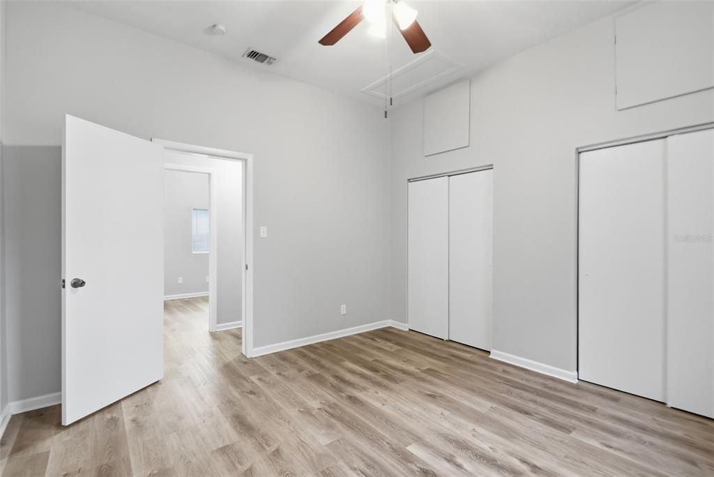 For Sale: $289,999 (3 beds, 2 baths, 1209 Square Feet)