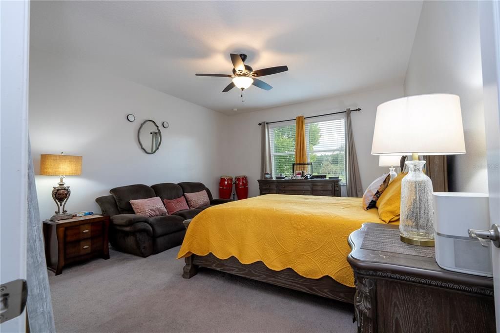 For Sale: $420,000 (4 beds, 2 baths, 2216 Square Feet)
