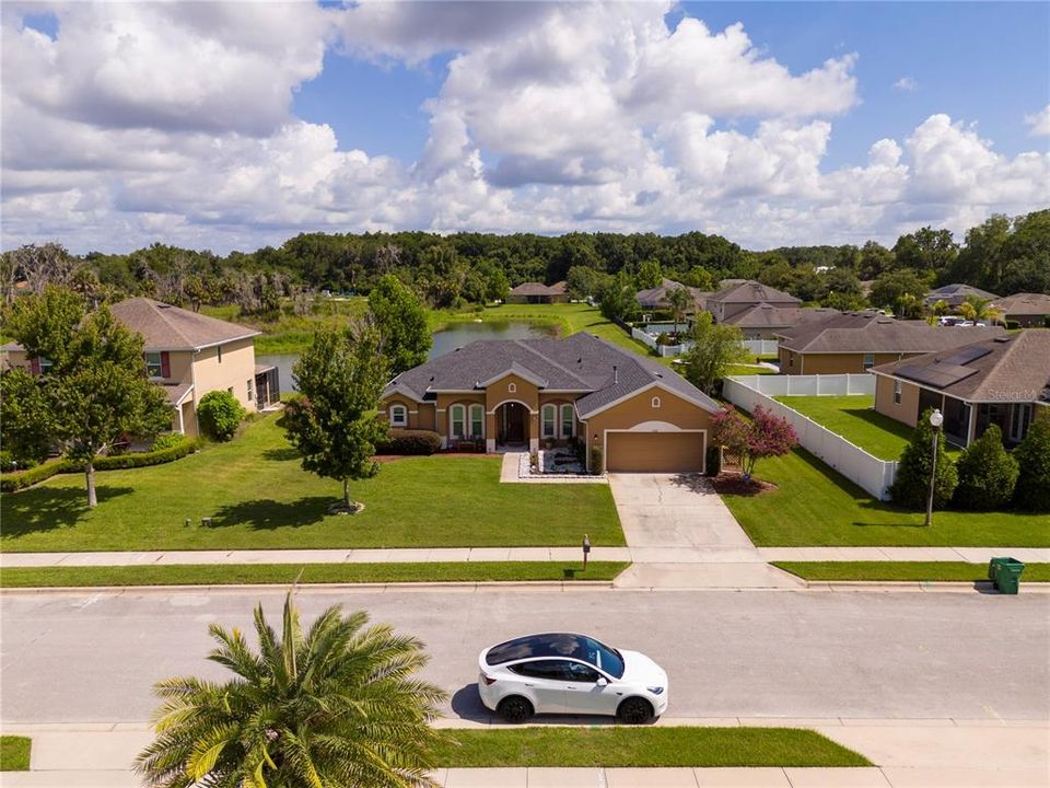 For Sale: $420,000 (4 beds, 2 baths, 2216 Square Feet)