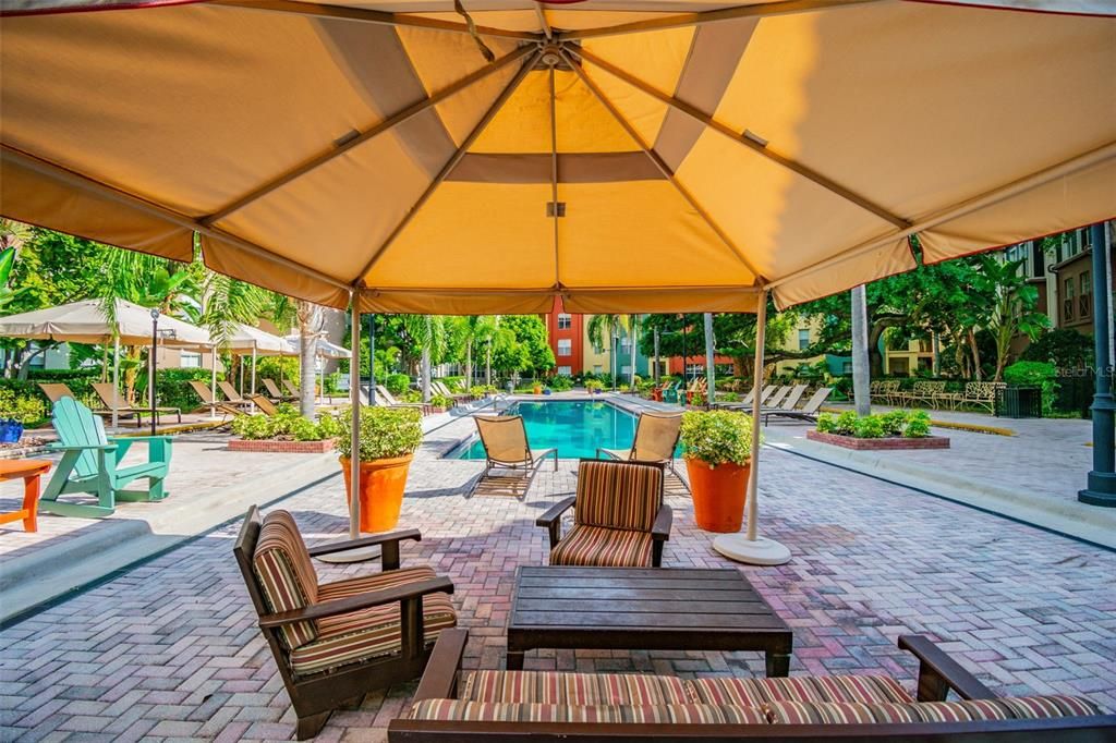 For Sale: $279,900 (1 beds, 1 baths, 789 Square Feet)