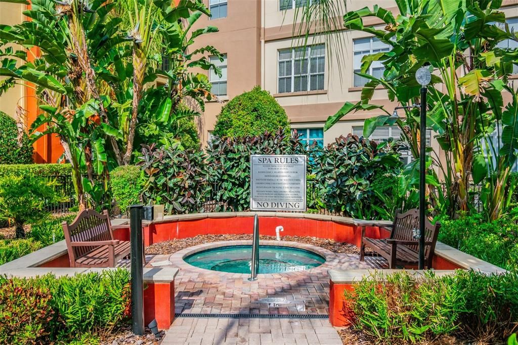 For Sale: $279,900 (1 beds, 1 baths, 789 Square Feet)