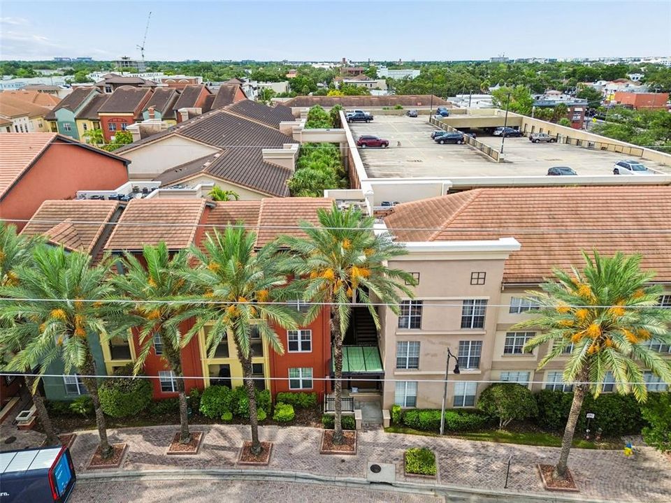 For Sale: $279,900 (1 beds, 1 baths, 789 Square Feet)