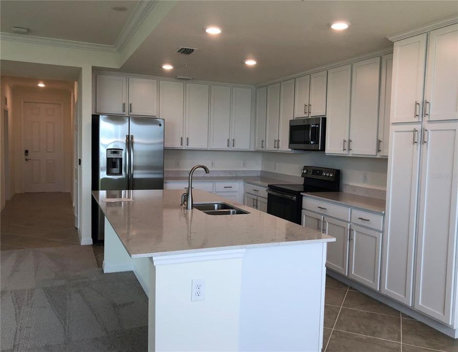 For Sale: $419,000 (2 beds, 2 baths, 1151 Square Feet)