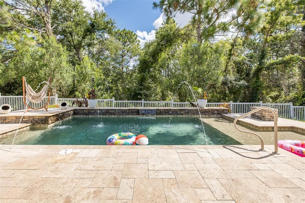For Sale: $499,000 (4 beds, 3 baths, 2371 Square Feet)