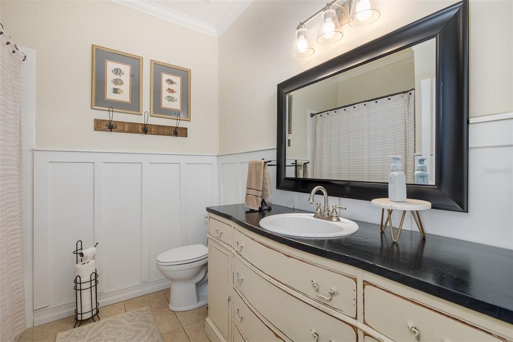 For Sale: $499,000 (4 beds, 3 baths, 2371 Square Feet)