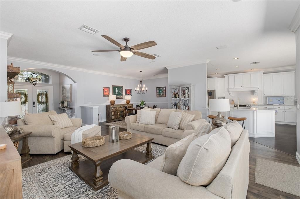 For Sale: $499,000 (4 beds, 3 baths, 2371 Square Feet)