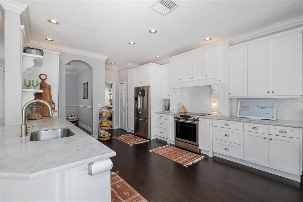 For Sale: $499,000 (4 beds, 3 baths, 2371 Square Feet)