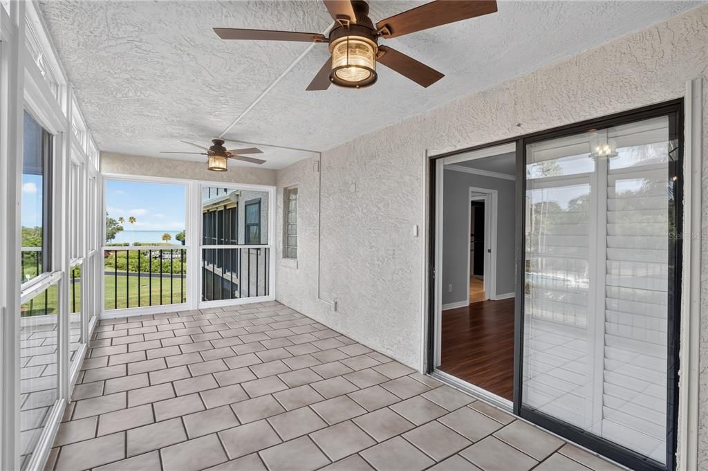 For Sale: $425,000 (2 beds, 2 baths, 1490 Square Feet)