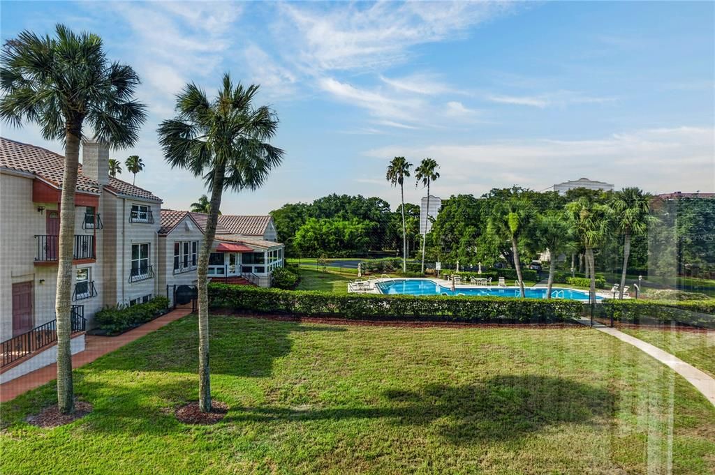 For Sale: $425,000 (2 beds, 2 baths, 1490 Square Feet)