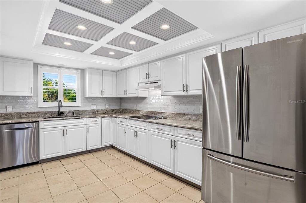 For Sale: $425,000 (2 beds, 2 baths, 1490 Square Feet)