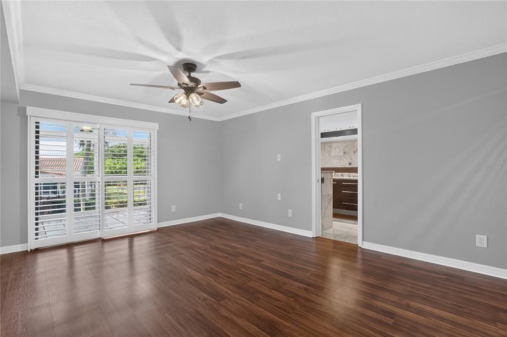 For Sale: $425,000 (2 beds, 2 baths, 1490 Square Feet)