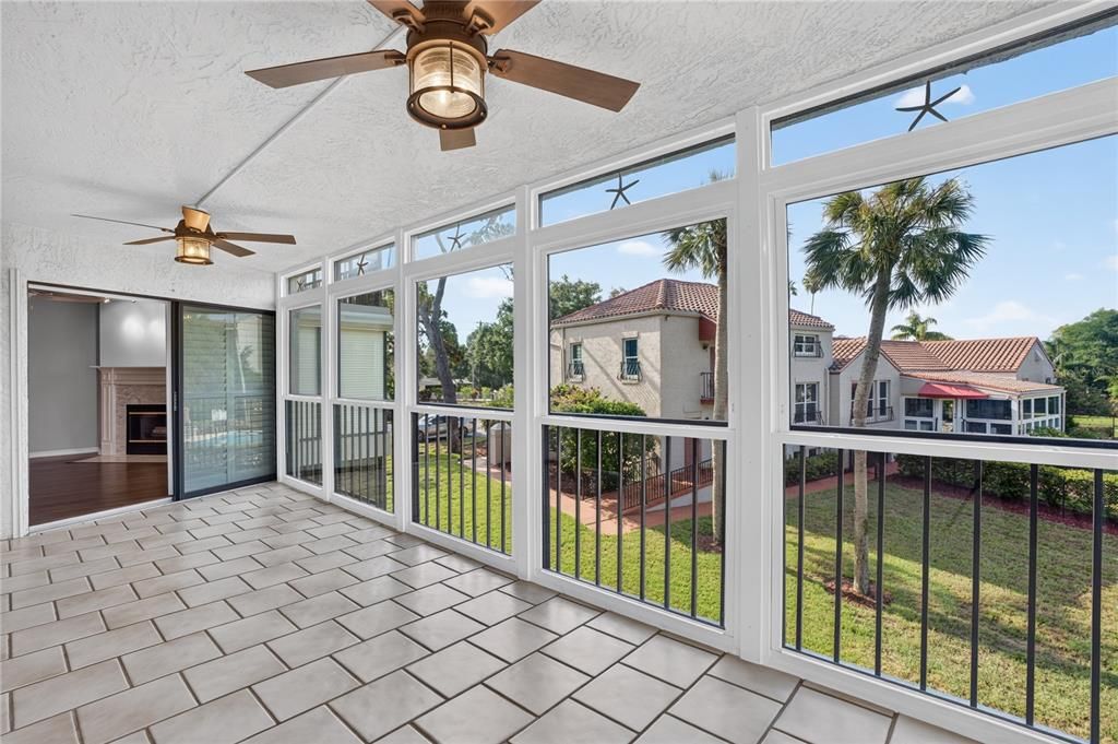 For Sale: $425,000 (2 beds, 2 baths, 1490 Square Feet)
