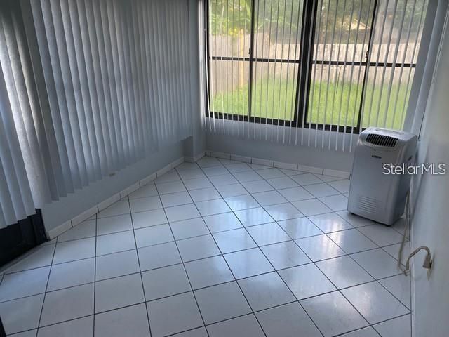 En Renta: $2,045 (3 camas, 2 baños, 1505 Pies cuadrados)