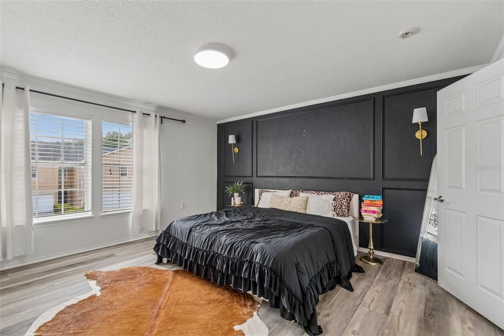 На продажу: $299,900 (3 спален, 2 ванн, 1764 Квадратных фут)