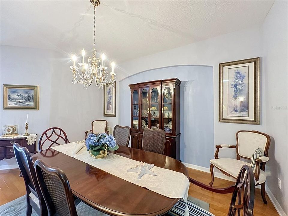 For Sale: $449,900 (3 beds, 2 baths, 2031 Square Feet)