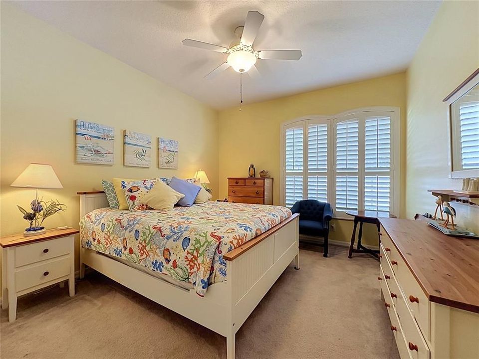 For Sale: $449,900 (3 beds, 2 baths, 2031 Square Feet)