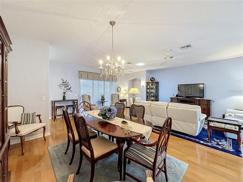 For Sale: $449,900 (3 beds, 2 baths, 2031 Square Feet)