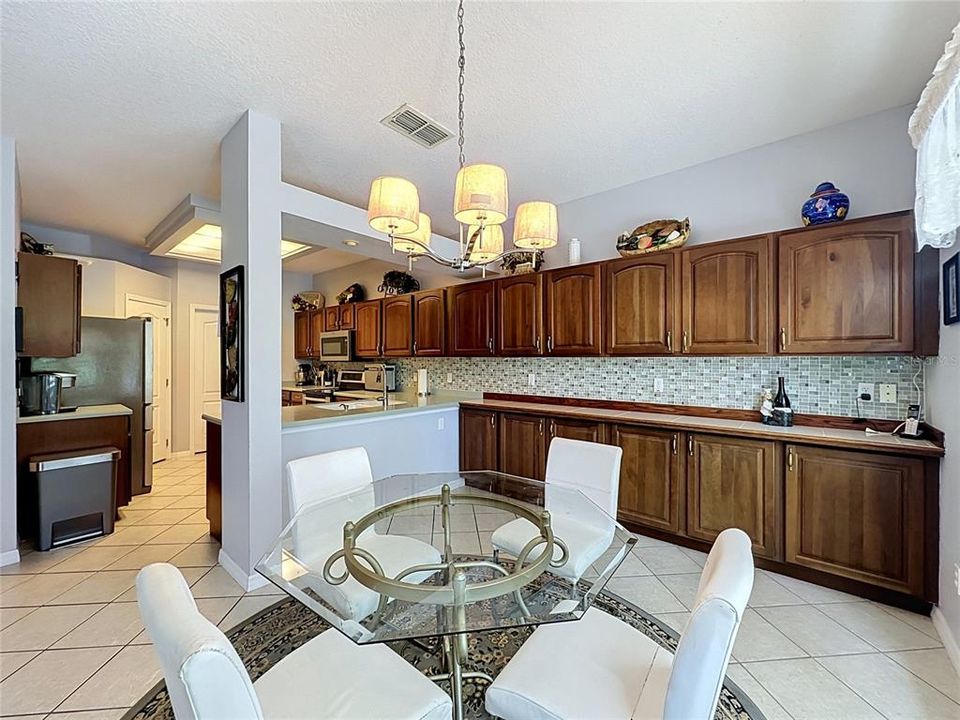 For Sale: $449,900 (3 beds, 2 baths, 2031 Square Feet)