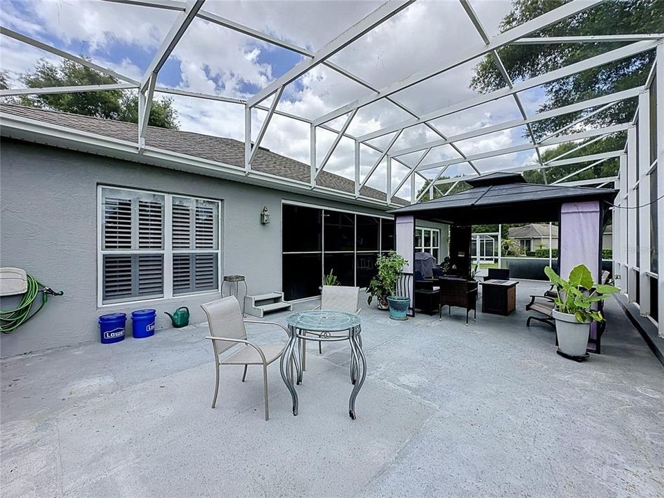 For Sale: $449,900 (3 beds, 2 baths, 2031 Square Feet)
