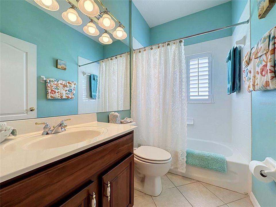 For Sale: $449,900 (3 beds, 2 baths, 2031 Square Feet)