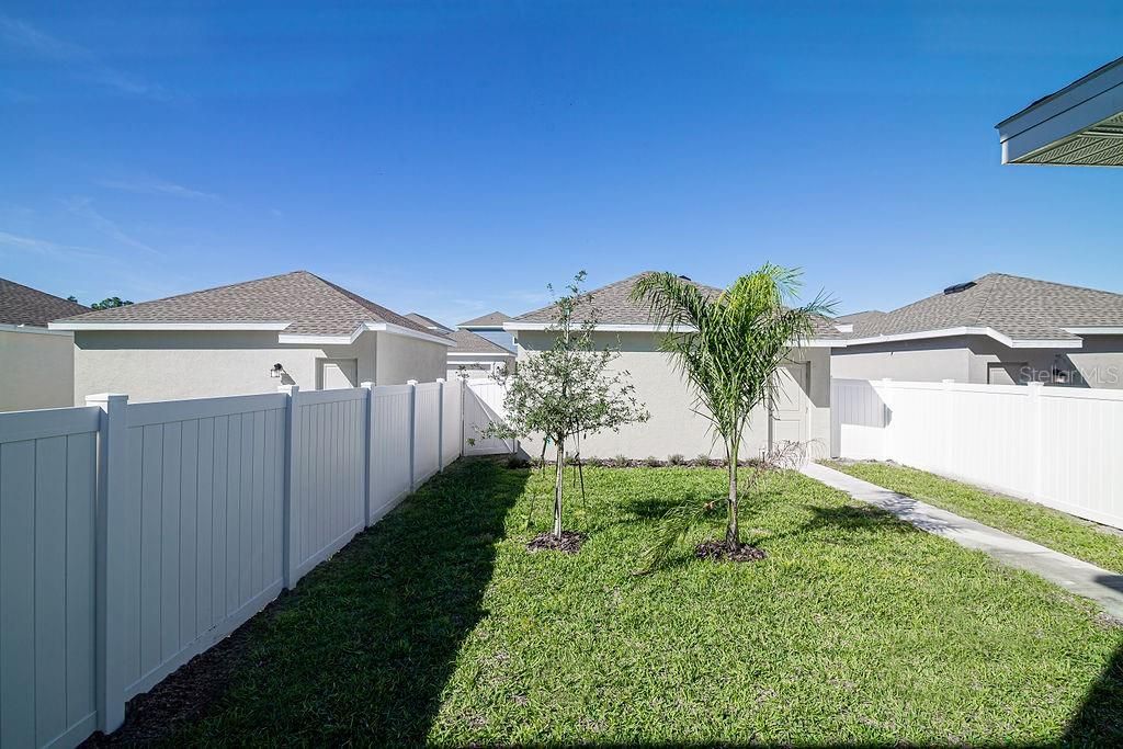 For Rent: $3,300 (4 beds, 3 baths, 2300 Square Feet)