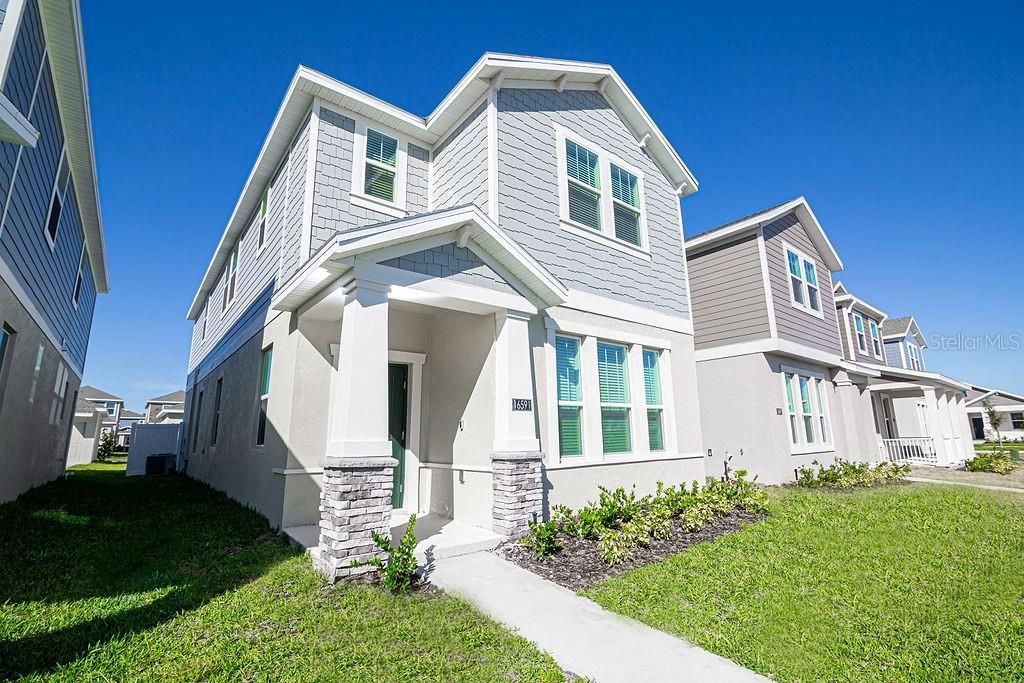 For Rent: $3,300 (4 beds, 3 baths, 2300 Square Feet)