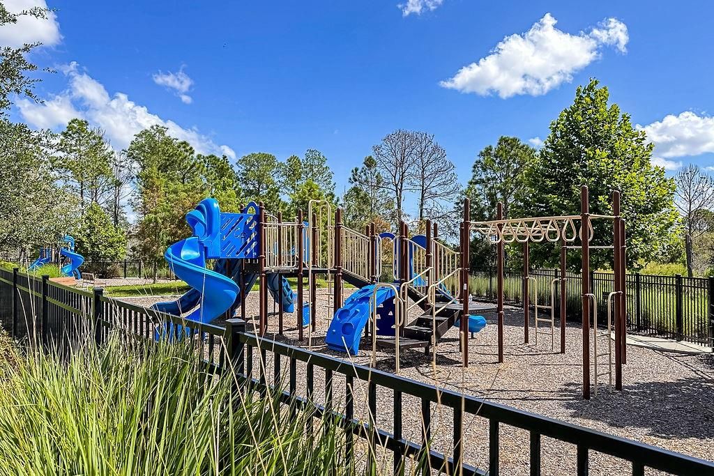 For Rent: $3,300 (4 beds, 3 baths, 2300 Square Feet)
