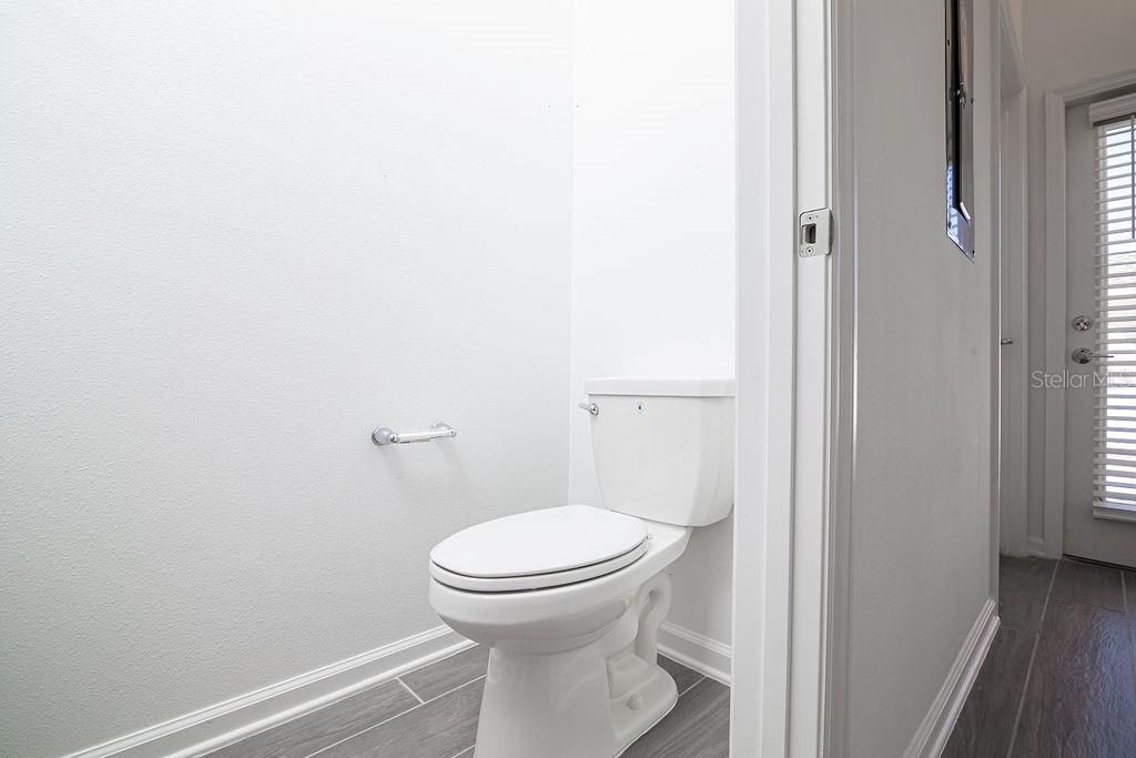 For Rent: $3,300 (4 beds, 3 baths, 2300 Square Feet)