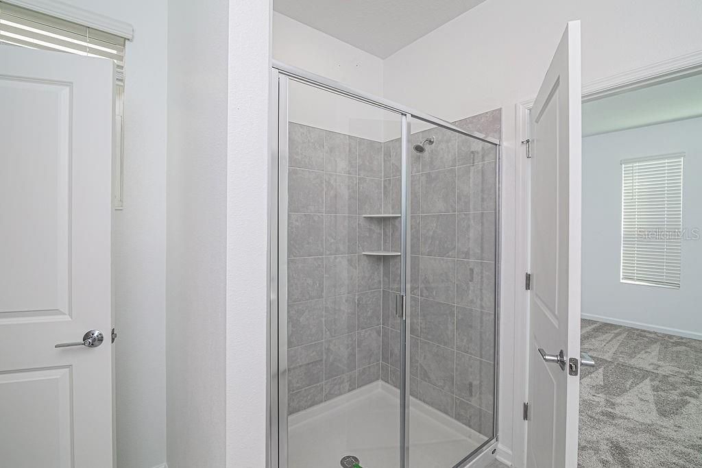 For Rent: $3,300 (4 beds, 3 baths, 2300 Square Feet)
