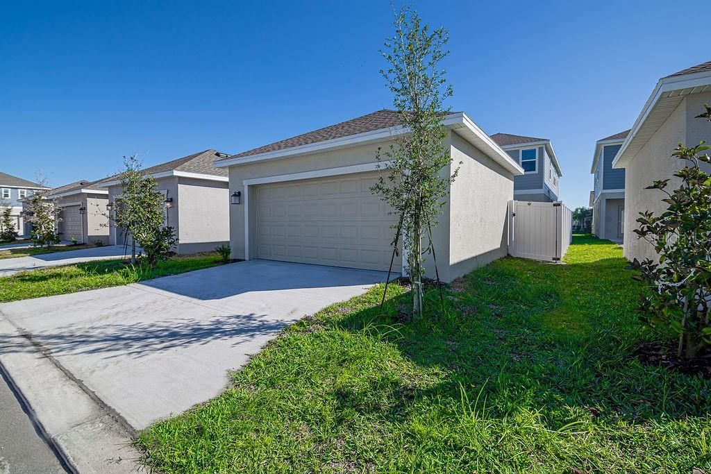 For Rent: $3,300 (4 beds, 3 baths, 2300 Square Feet)