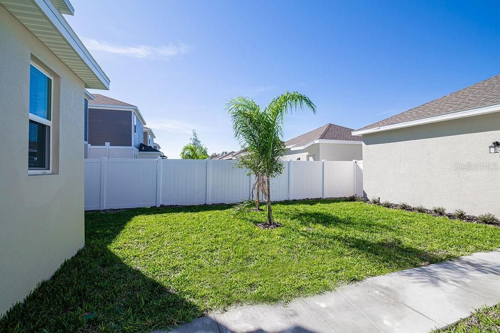 For Rent: $3,300 (4 beds, 3 baths, 2300 Square Feet)