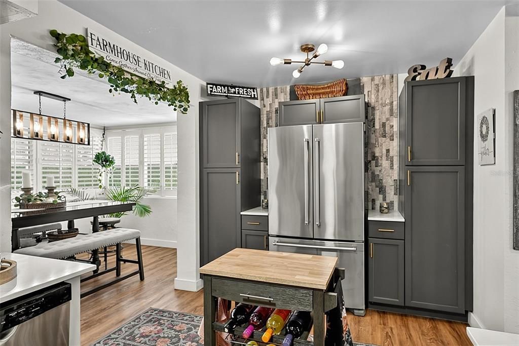For Sale: $315,000 (3 beds, 1 baths, 1400 Square Feet)