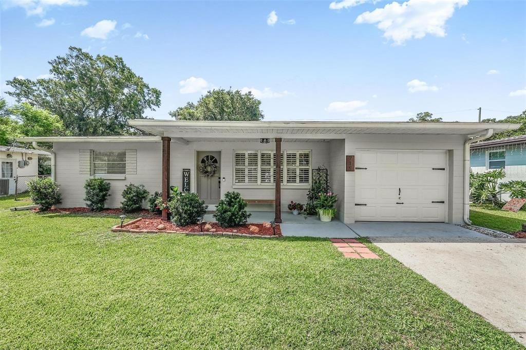 For Sale: $315,000 (3 beds, 1 baths, 1400 Square Feet)