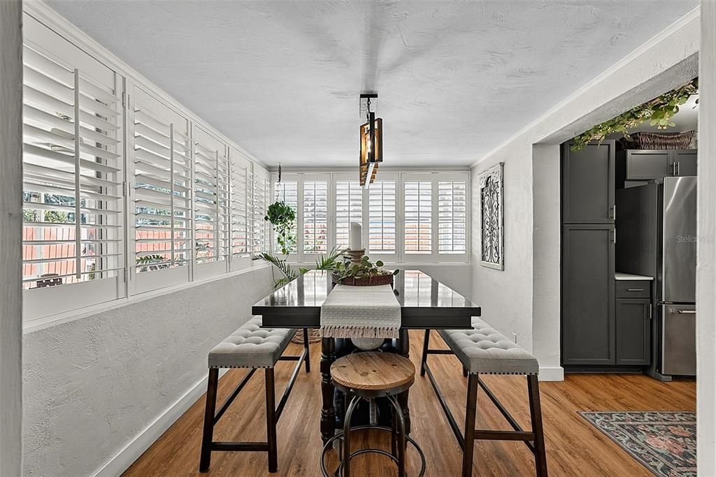 For Sale: $315,000 (3 beds, 1 baths, 1400 Square Feet)