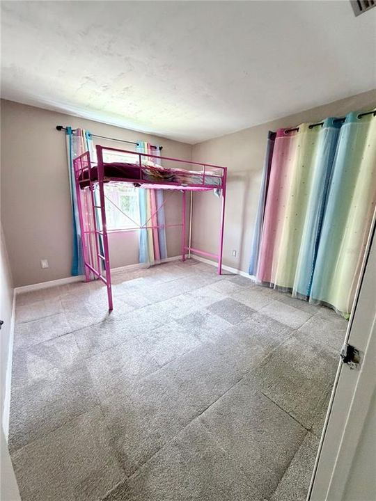 For Sale: $325,000 (4 beds, 2 baths, 2115 Square Feet)