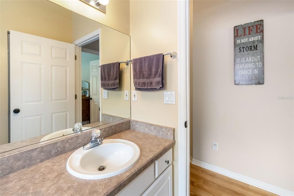 For Sale: $479,900 (3 beds, 2 baths, 1736 Square Feet)